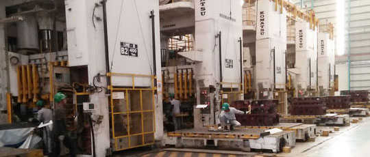 イメージ写真：製造-国内/国外